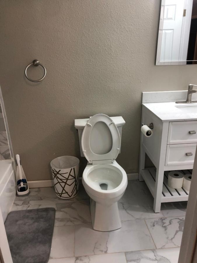Milehi Vacation Pet Friendly Aurora